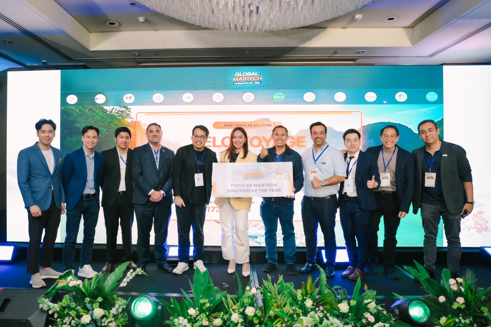 ทีม VELO VOYAGE รางวัล Popular MarTech Solution of the Year